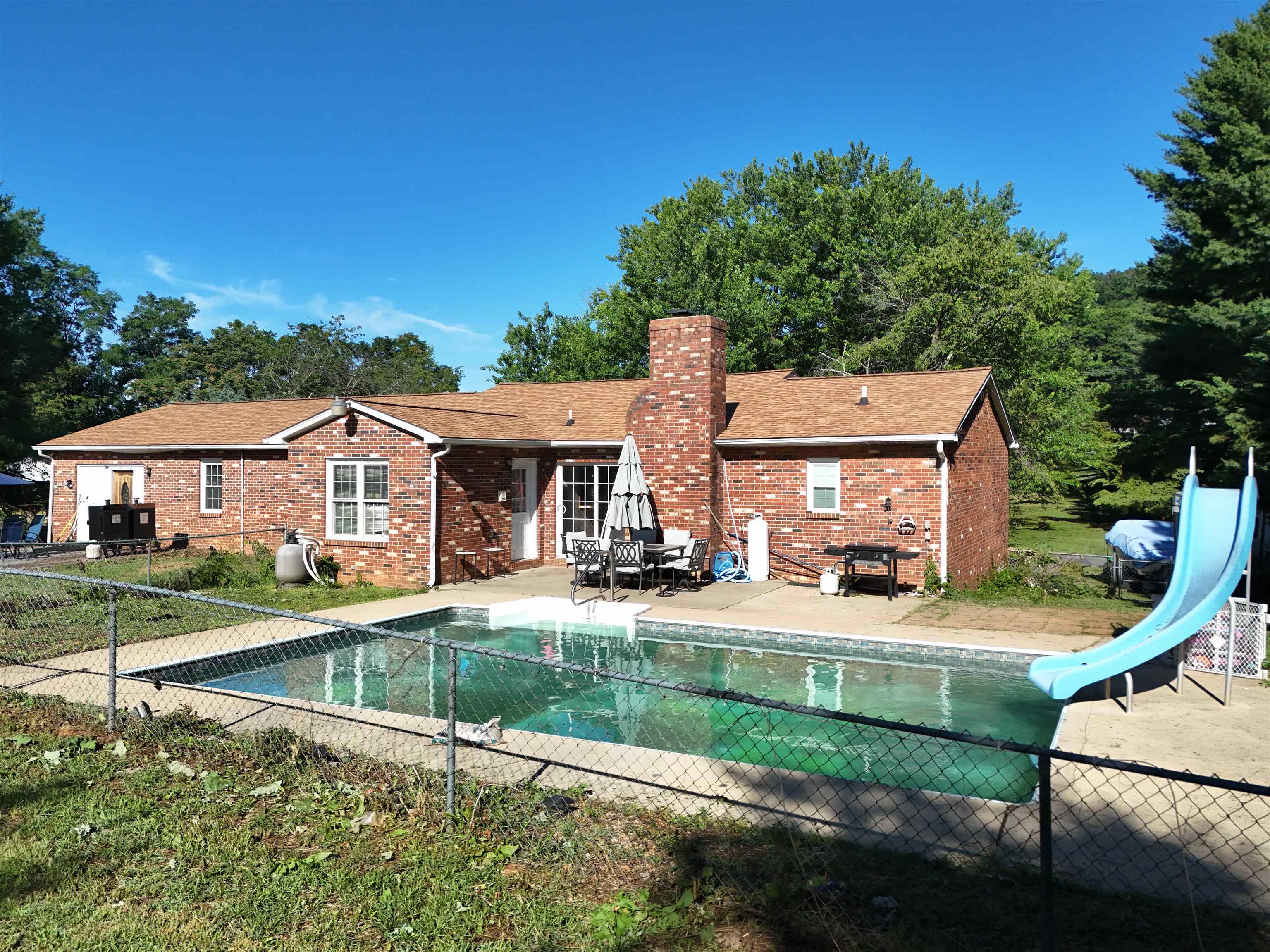 234 MONTGOMERY RD, STAUNTON, Virginia 24401, 5 Bedrooms Bedrooms, ,2 BathroomsBathrooms,Residential,234 MONTGOMERY RD,678870 MLS # 678870