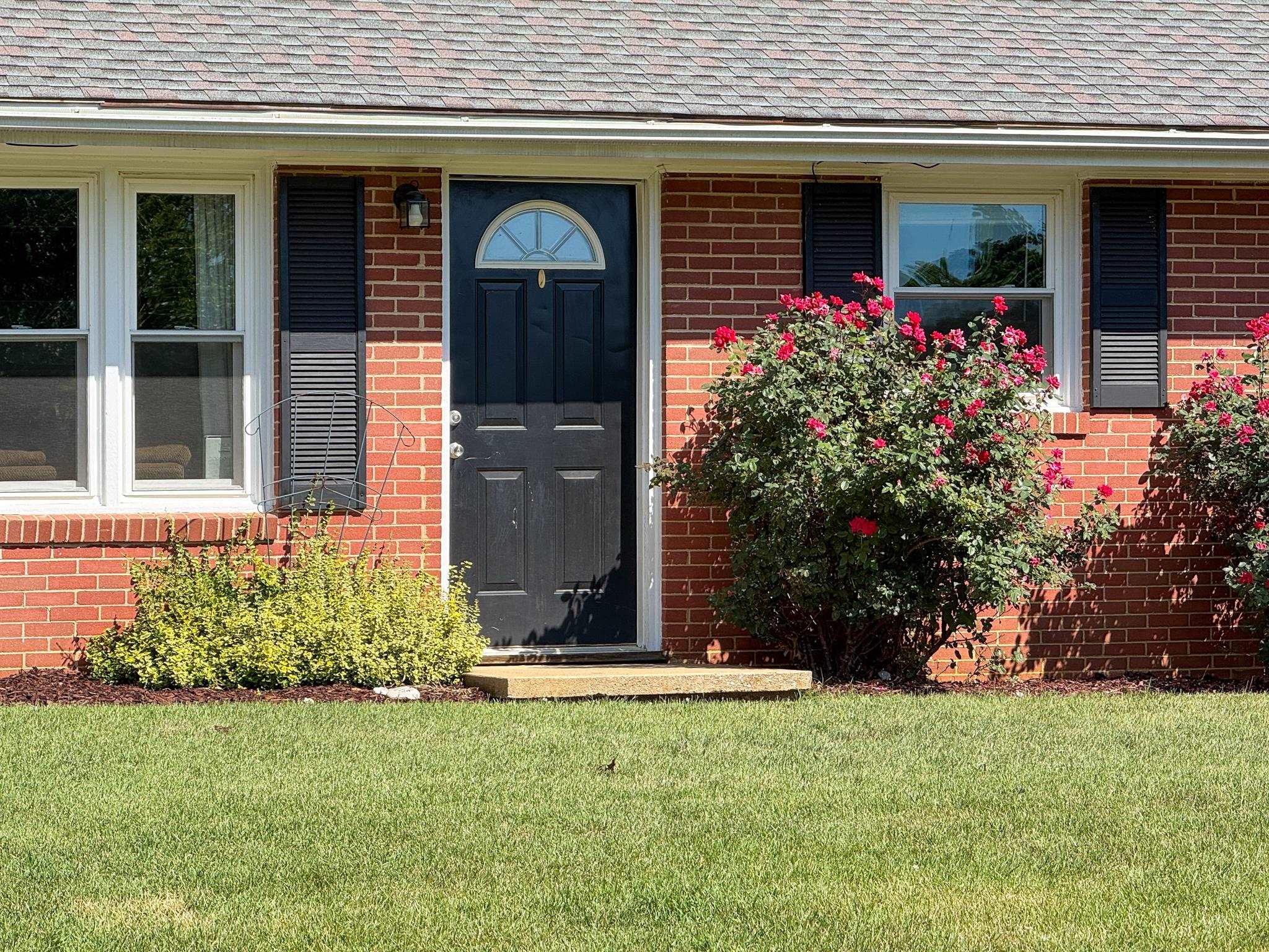 39 VIEW DR, STUARTS DRAFT, Virginia 24477, 3 Bedrooms Bedrooms, ,1 BathroomBathrooms,Residential,39 VIEW DR,678880 MLS # 678880