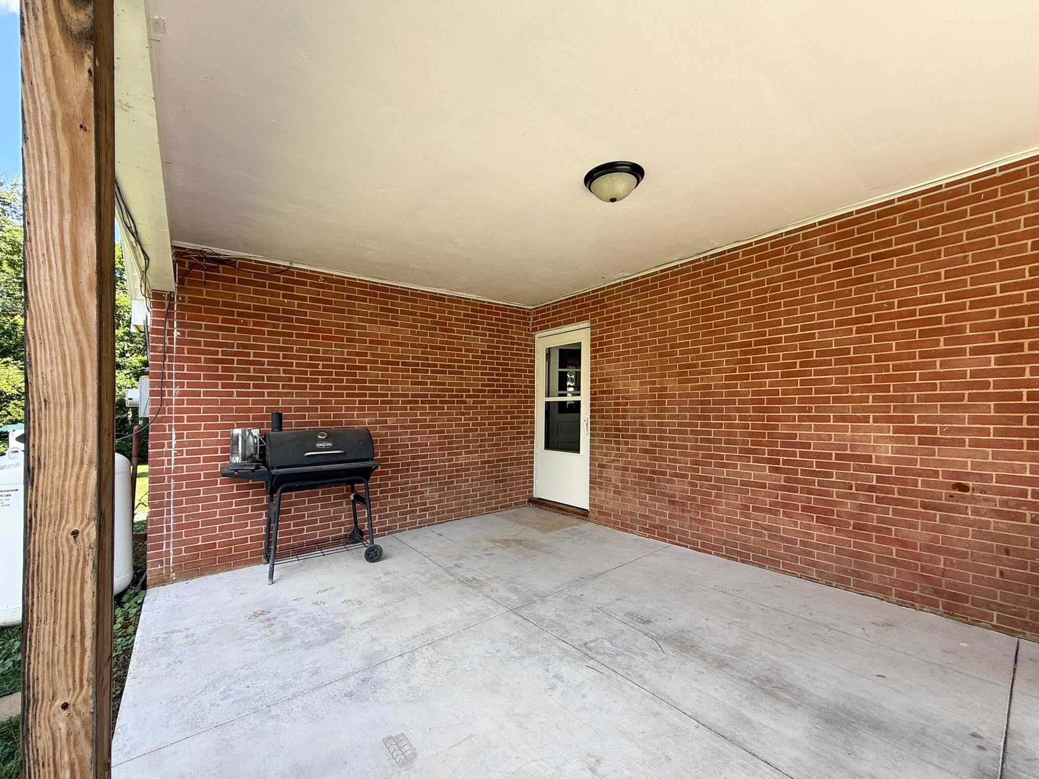 39 VIEW DR, STUARTS DRAFT, Virginia 24477, 3 Bedrooms Bedrooms, ,1 BathroomBathrooms,Residential,39 VIEW DR,678880 MLS # 678880
