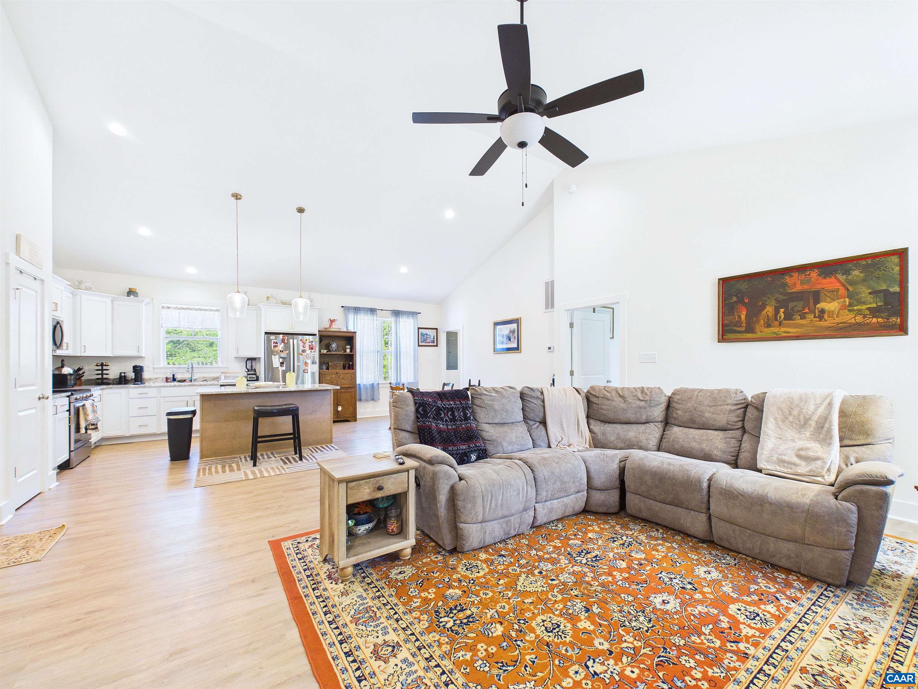 358 BLACKWELL RD, SCOTTSVILLE, Virginia 24590, 3 Bedrooms Bedrooms, ,2 BathroomsBathrooms,Residential,358 Blackwell Rd, Scottsville, VA 24590,358 BLACKWELL RD,678881 MLS # 678881