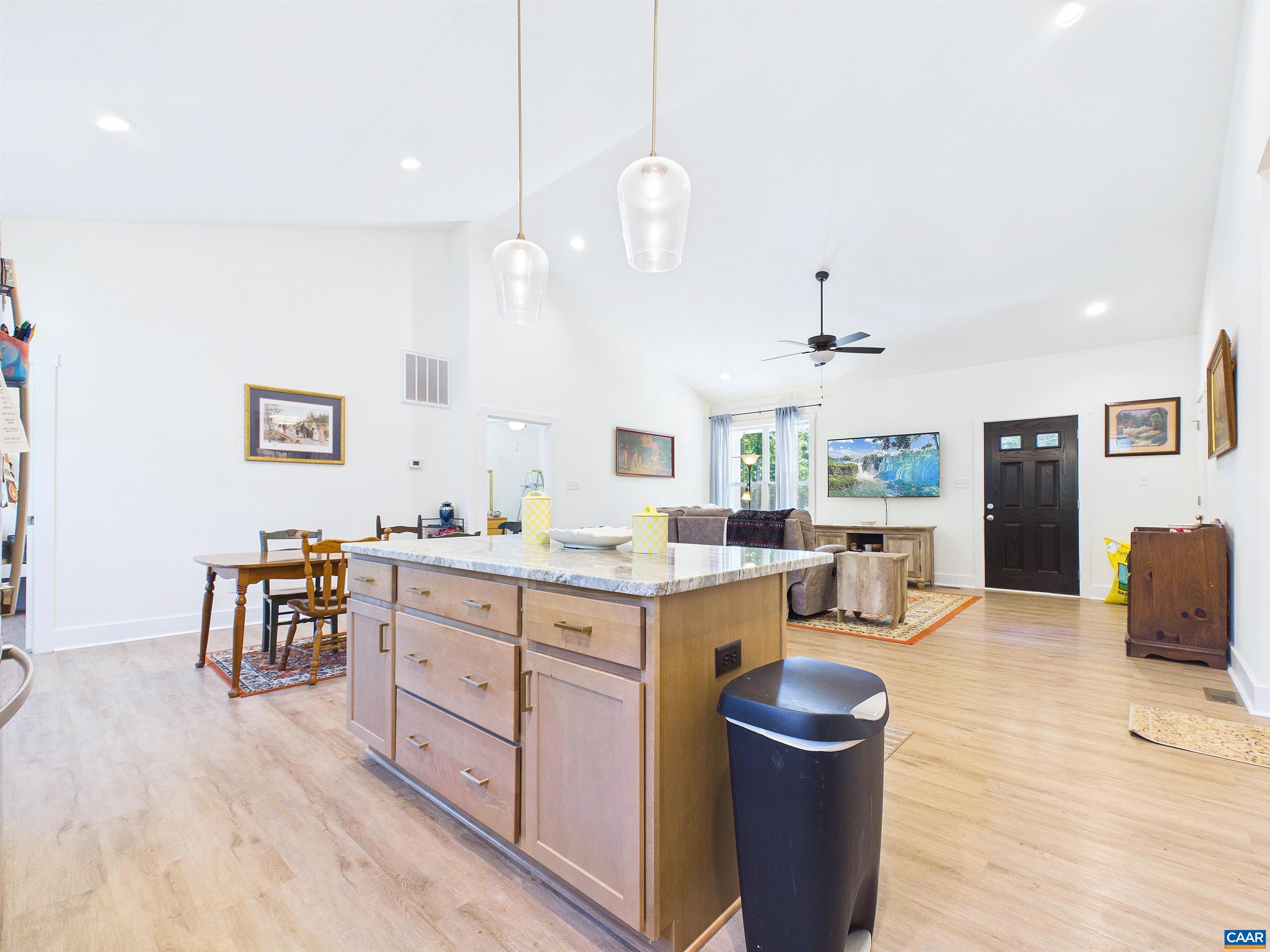 358 BLACKWELL RD, SCOTTSVILLE, Virginia 24590, 3 Bedrooms Bedrooms, ,2 BathroomsBathrooms,Residential,358 Blackwell Rd, Scottsville, VA 24590,358 BLACKWELL RD,678881 MLS # 678881