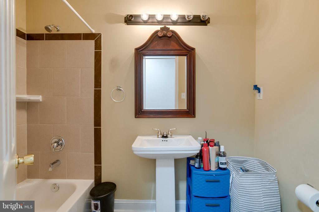 10461 OLD STILLHOUSE RD, BOSTON, Virginia 22713, 5 Bedrooms Bedrooms, ,4 BathroomsBathrooms,Residential,10461 OLD STILLHOUSE RD,VACU2013826 MLS # VACU2013826