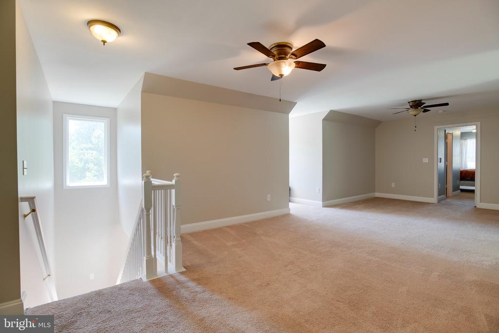 10461 OLD STILLHOUSE RD, BOSTON, Virginia 22713, 5 Bedrooms Bedrooms, ,4 BathroomsBathrooms,Residential,10461 OLD STILLHOUSE RD,VACU2013826 MLS # VACU2013826