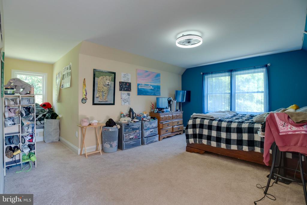 10461 OLD STILLHOUSE RD, BOSTON, Virginia 22713, 5 Bedrooms Bedrooms, ,4 BathroomsBathrooms,Residential,10461 OLD STILLHOUSE RD,VACU2013826 MLS # VACU2013826
