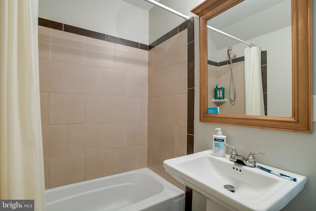 10461 OLD STILLHOUSE RD, BOSTON, Virginia 22713, 5 Bedrooms Bedrooms, ,4 BathroomsBathrooms,Residential,10461 OLD STILLHOUSE RD,VACU2013826 MLS # VACU2013826