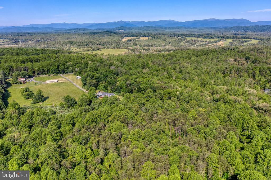 10461 OLD STILLHOUSE RD, BOSTON, Virginia 22713, 5 Bedrooms Bedrooms, ,4 BathroomsBathrooms,Residential,10461 OLD STILLHOUSE RD,VACU2013826 MLS # VACU2013826