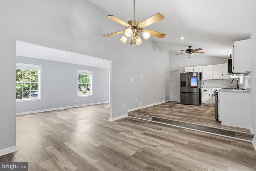 10422 HEATHER GREENS CIR, SPOTSYLVANIA, Virginia 22553, 3 Bedrooms Bedrooms, ,2 BathroomsBathrooms,Residential,10422 HEATHER GREENS CIR,VASP2042304 MLS # VASP2042304