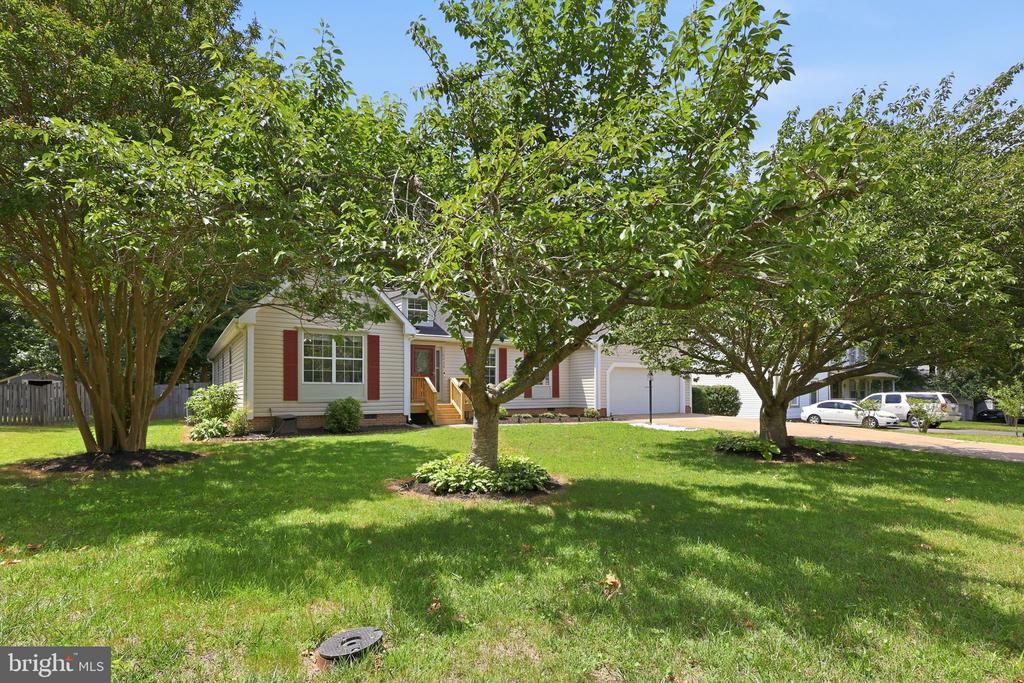 10422 HEATHER GREENS CIR, SPOTSYLVANIA, Virginia 22553, 3 Bedrooms Bedrooms, ,2 BathroomsBathrooms,Residential,10422 HEATHER GREENS CIR,VASP2042304 MLS # VASP2042304