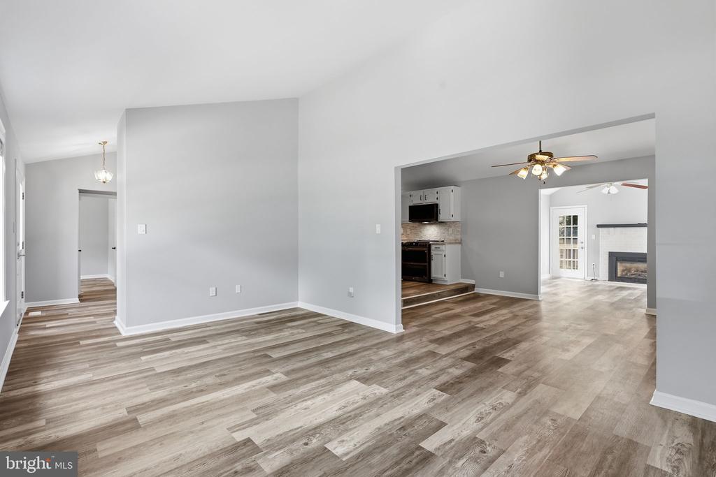 10422 HEATHER GREENS CIR, SPOTSYLVANIA, Virginia 22553, 3 Bedrooms Bedrooms, ,2 BathroomsBathrooms,Residential,10422 HEATHER GREENS CIR,VASP2042304 MLS # VASP2042304