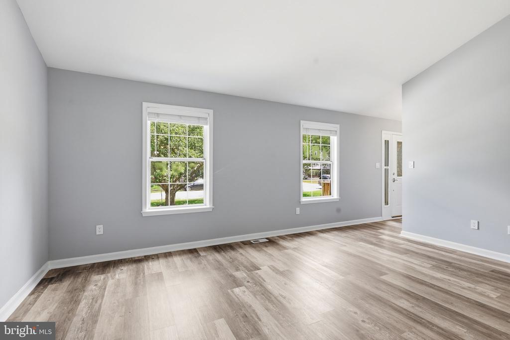 10422 HEATHER GREENS CIR, SPOTSYLVANIA, Virginia 22553, 3 Bedrooms Bedrooms, ,2 BathroomsBathrooms,Residential,10422 HEATHER GREENS CIR,VASP2042304 MLS # VASP2042304