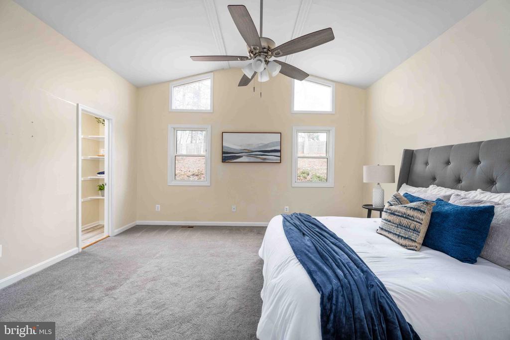 116 LAKEVIEW PKWY, LOCUST GROVE, Virginia 22508, 4 Bedrooms Bedrooms, ,2 BathroomsBathrooms,Residential,116 LAKEVIEW PKWY,VAOR2014378 MLS # VAOR2014378
