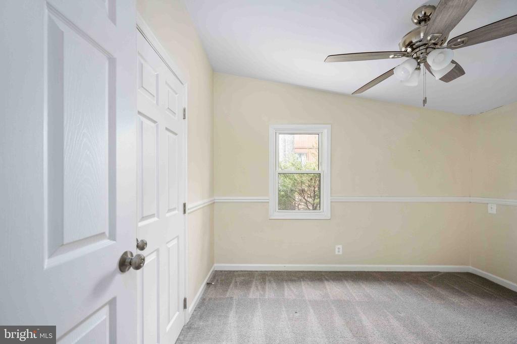 116 LAKEVIEW PKWY, LOCUST GROVE, Virginia 22508, 4 Bedrooms Bedrooms, ,2 BathroomsBathrooms,Residential,116 LAKEVIEW PKWY,VAOR2014378 MLS # VAOR2014378