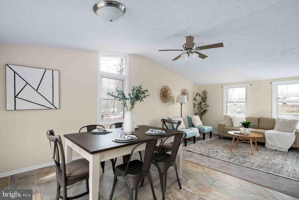 116 LAKEVIEW PKWY, LOCUST GROVE, Virginia 22508, 4 Bedrooms Bedrooms, ,2 BathroomsBathrooms,Residential,116 LAKEVIEW PKWY,VAOR2014378 MLS # VAOR2014378