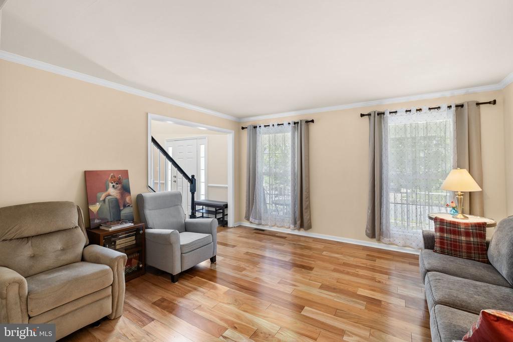 10414 N MCCLELLAN DR, FREDERICKSBURG, Virginia 22408, 5 Bedrooms Bedrooms, ,3 BathroomsBathrooms,Residential,10414 N MCCLELLAN DR,VASP2042916 MLS # VASP2042916