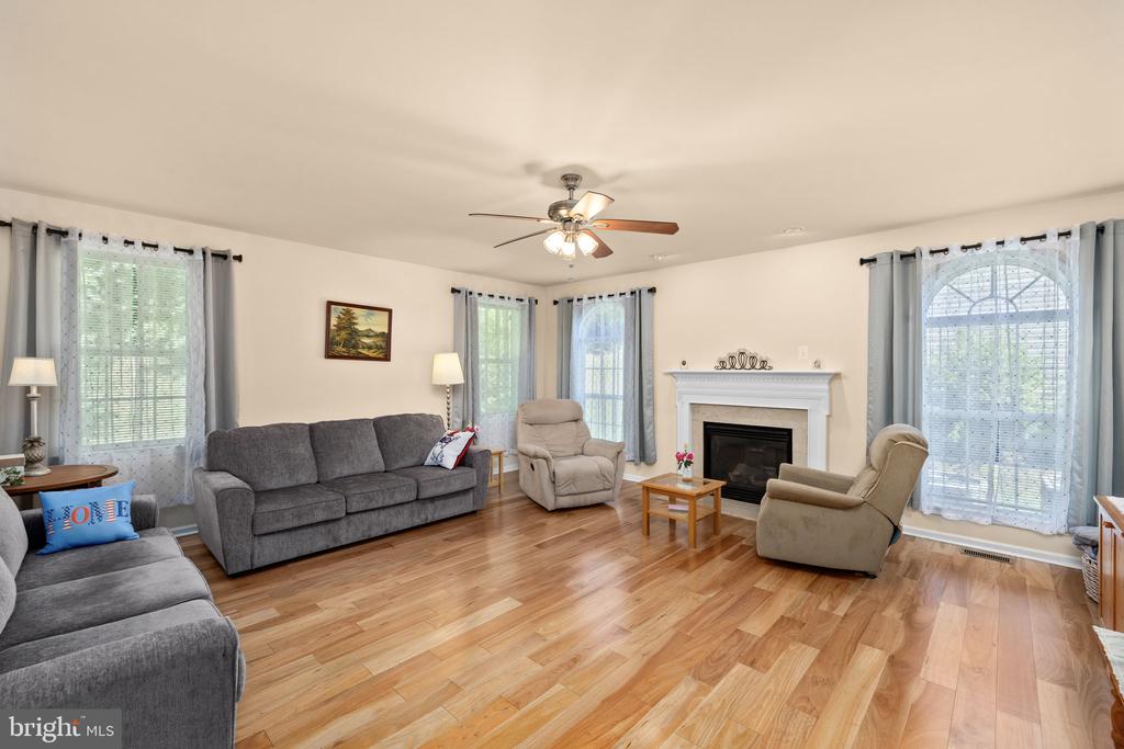 10414 N MCCLELLAN DR, FREDERICKSBURG, Virginia 22408, 5 Bedrooms Bedrooms, ,3 BathroomsBathrooms,Residential,10414 N MCCLELLAN DR,VASP2042916 MLS # VASP2042916