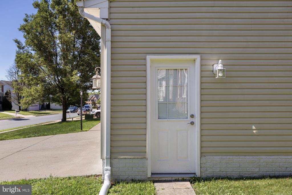 10414 N MCCLELLAN DR, FREDERICKSBURG, Virginia 22408, 5 Bedrooms Bedrooms, ,3 BathroomsBathrooms,Residential,10414 N MCCLELLAN DR,VASP2042916 MLS # VASP2042916