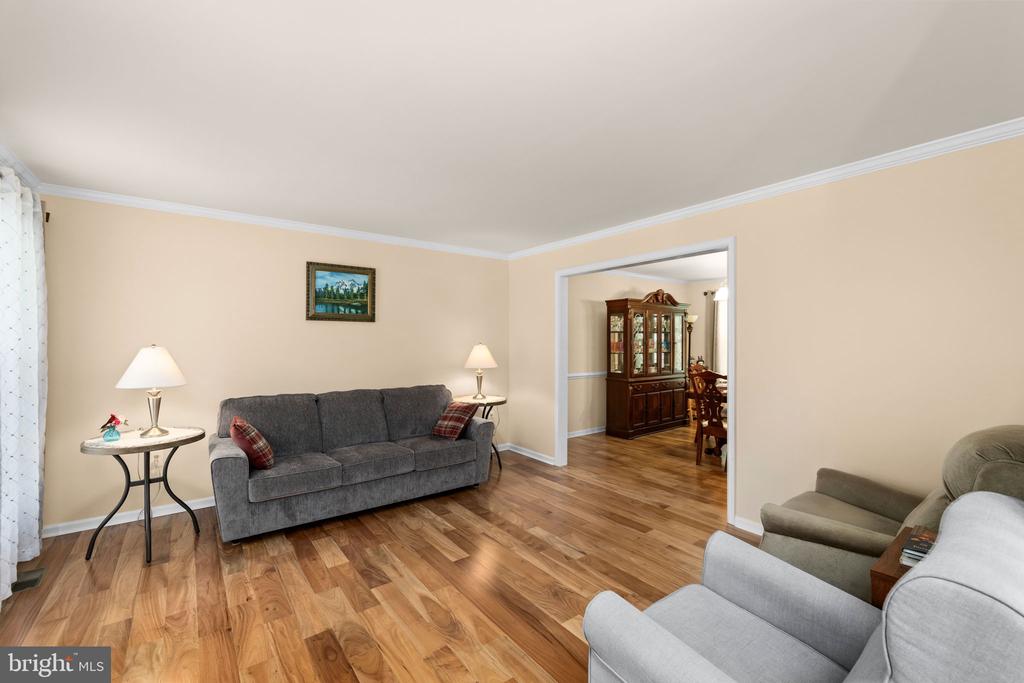10414 N MCCLELLAN DR, FREDERICKSBURG, Virginia 22408, 5 Bedrooms Bedrooms, ,3 BathroomsBathrooms,Residential,10414 N MCCLELLAN DR,VASP2042916 MLS # VASP2042916