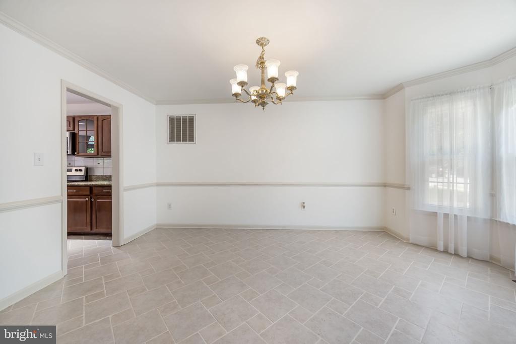 10307 NAPOLEON ST, FREDERICKSBURG, Virginia 22408, 3 Bedrooms Bedrooms, ,2 BathroomsBathrooms,Residential,10307 NAPOLEON ST,VASP2042962 MLS # VASP2042962 10307 NAPOLEON ST, FREDERICKSBURG, Virginia 22408, 3 Bedrooms Bedrooms, ,2 BathroomsBathrooms,Residential,10307 NAPOLEON ST,VASP2042962 MLS # VASP2042962