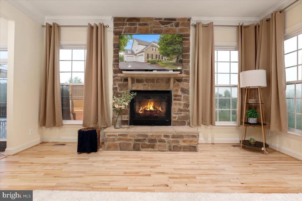 4110 CRAY DR, WARRENTON, Virginia 20187, 7 Bedrooms Bedrooms, ,4 BathroomsBathrooms,Residential,4110 CRAY DR,VAFQ2022662 MLS # VAFQ2022662