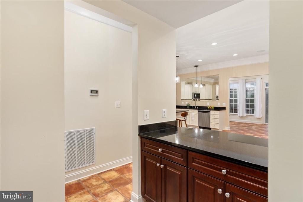 4110 CRAY DR, WARRENTON, Virginia 20187, 7 Bedrooms Bedrooms, ,4 BathroomsBathrooms,Residential,4110 CRAY DR,VAFQ2022662 MLS # VAFQ2022662