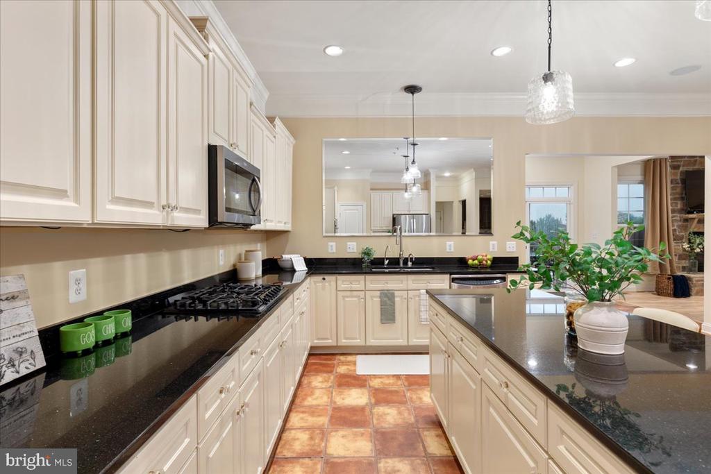 4110 CRAY DR, WARRENTON, Virginia 20187, 7 Bedrooms Bedrooms, ,4 BathroomsBathrooms,Residential,4110 CRAY DR,VAFQ2022662 MLS # VAFQ2022662