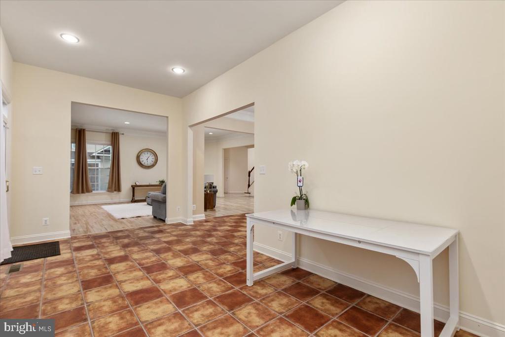 4110 CRAY DR, WARRENTON, Virginia 20187, 7 Bedrooms Bedrooms, ,4 BathroomsBathrooms,Residential,4110 CRAY DR,VAFQ2022662 MLS # VAFQ2022662
