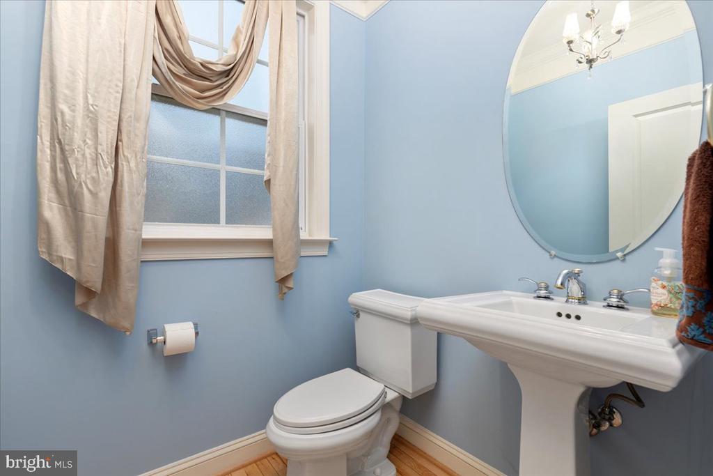 4110 CRAY DR, WARRENTON, Virginia 20187, 7 Bedrooms Bedrooms, ,4 BathroomsBathrooms,Residential,4110 CRAY DR,VAFQ2022662 MLS # VAFQ2022662