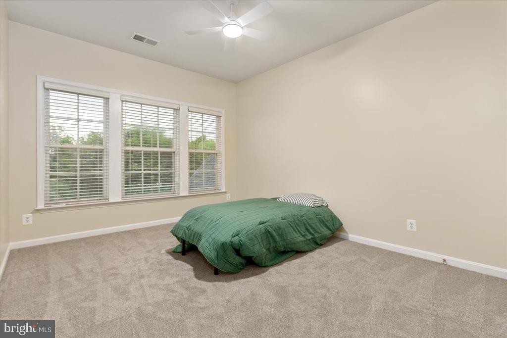 4110 CRAY DR, WARRENTON, Virginia 20187, 7 Bedrooms Bedrooms, ,4 BathroomsBathrooms,Residential,4110 CRAY DR,VAFQ2022662 MLS # VAFQ2022662