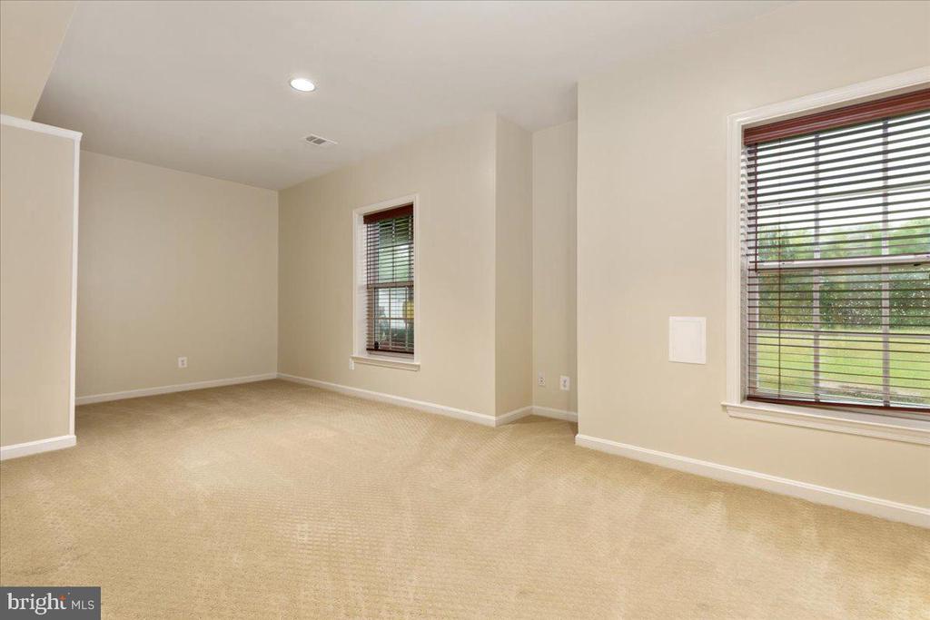 4110 CRAY DR, WARRENTON, Virginia 20187, 7 Bedrooms Bedrooms, ,4 BathroomsBathrooms,Residential,4110 CRAY DR,VAFQ2022662 MLS # VAFQ2022662