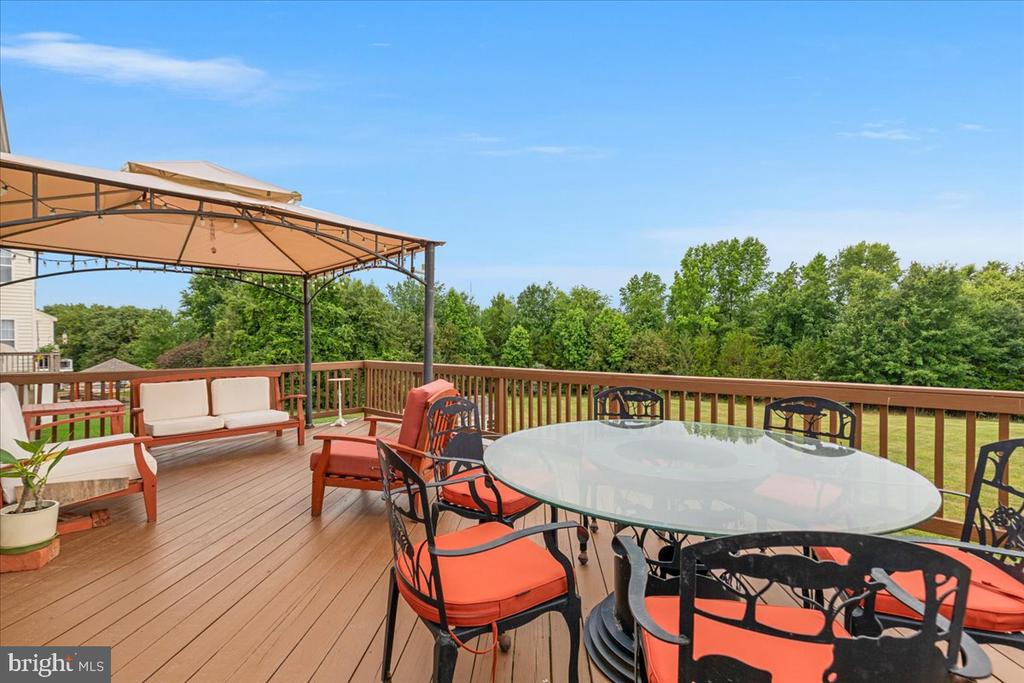 4110 CRAY DR, WARRENTON, Virginia 20187, 7 Bedrooms Bedrooms, ,4 BathroomsBathrooms,Residential,4110 CRAY DR,VAFQ2022662 MLS # VAFQ2022662