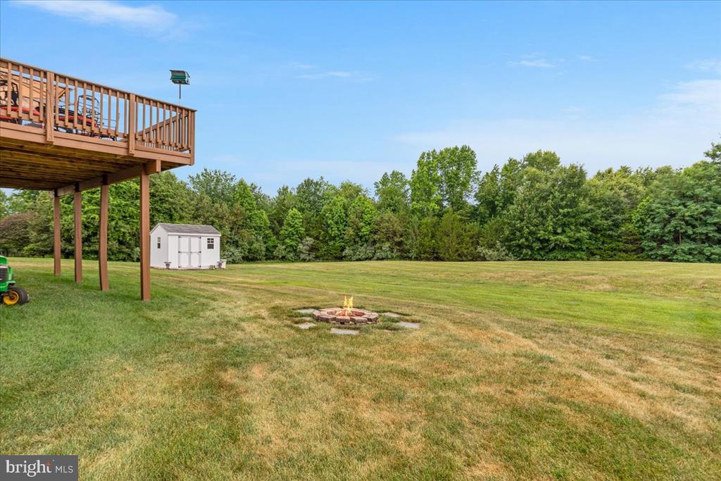 4110 CRAY DR, WARRENTON, Virginia 20187, 7 Bedrooms Bedrooms, ,4 BathroomsBathrooms,Residential,4110 CRAY DR,VAFQ2022662 MLS # VAFQ2022662