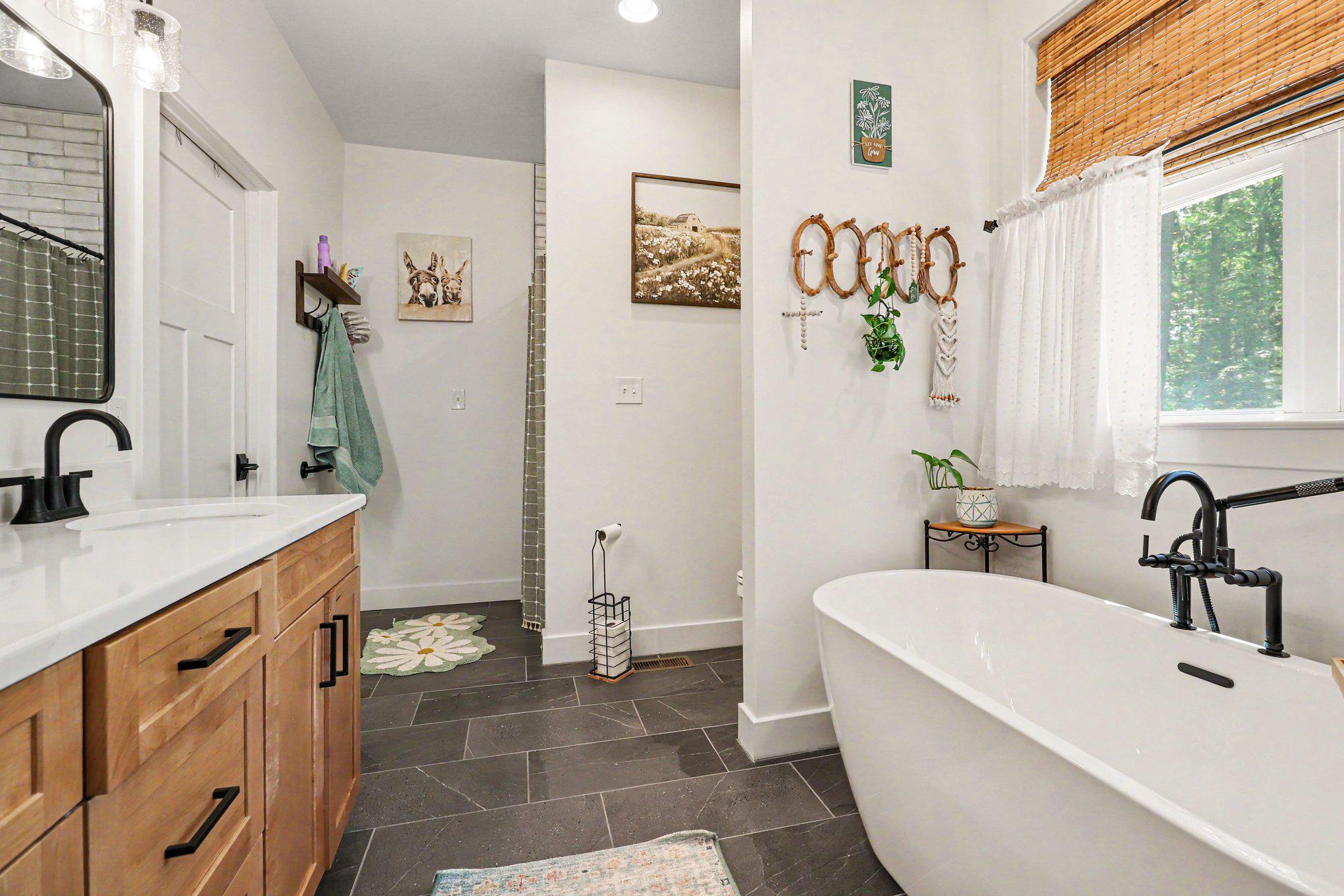 1685 CHOPPING RD, MINERAL, Virginia 23117, 3 Bedrooms Bedrooms, ,2 BathroomsBathrooms,Residential,1685 CHOPPING RD,VALA2010104 MLS # VALA2010104
