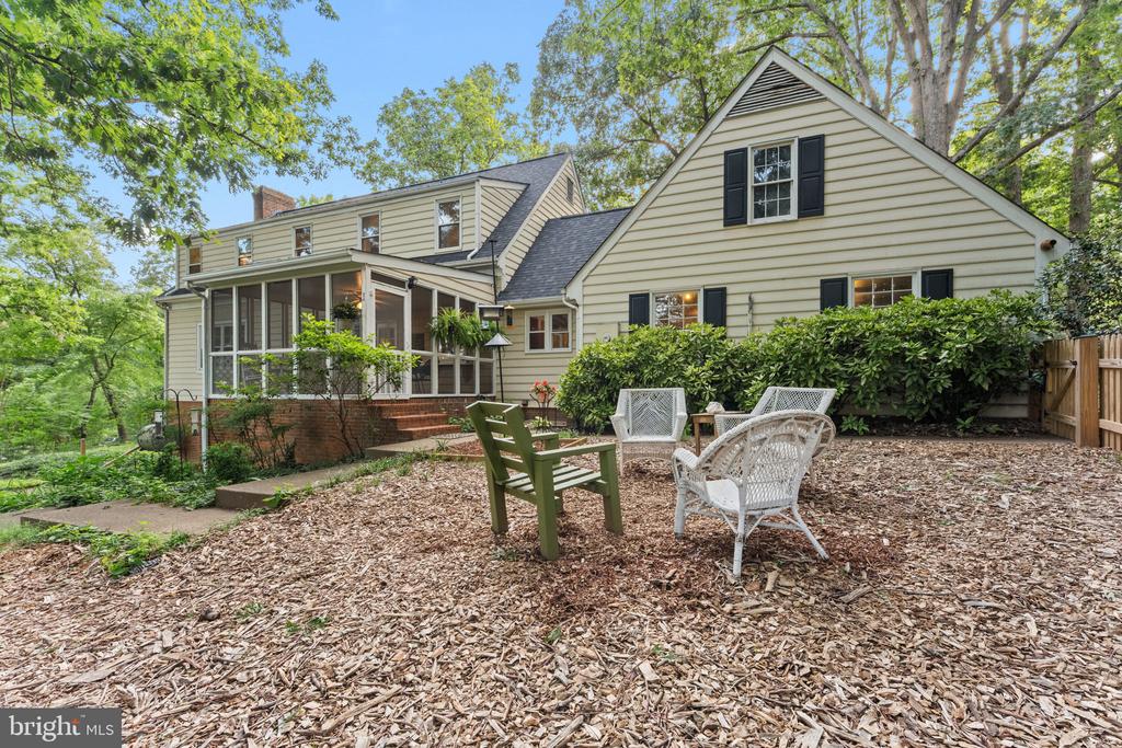 19375 WOODS RD, CULPEPER, Virginia 22701, 4 Bedrooms Bedrooms, ,3 BathroomsBathrooms,Residential,19375 WOODS RD,VACU2014128 MLS # VACU2014128