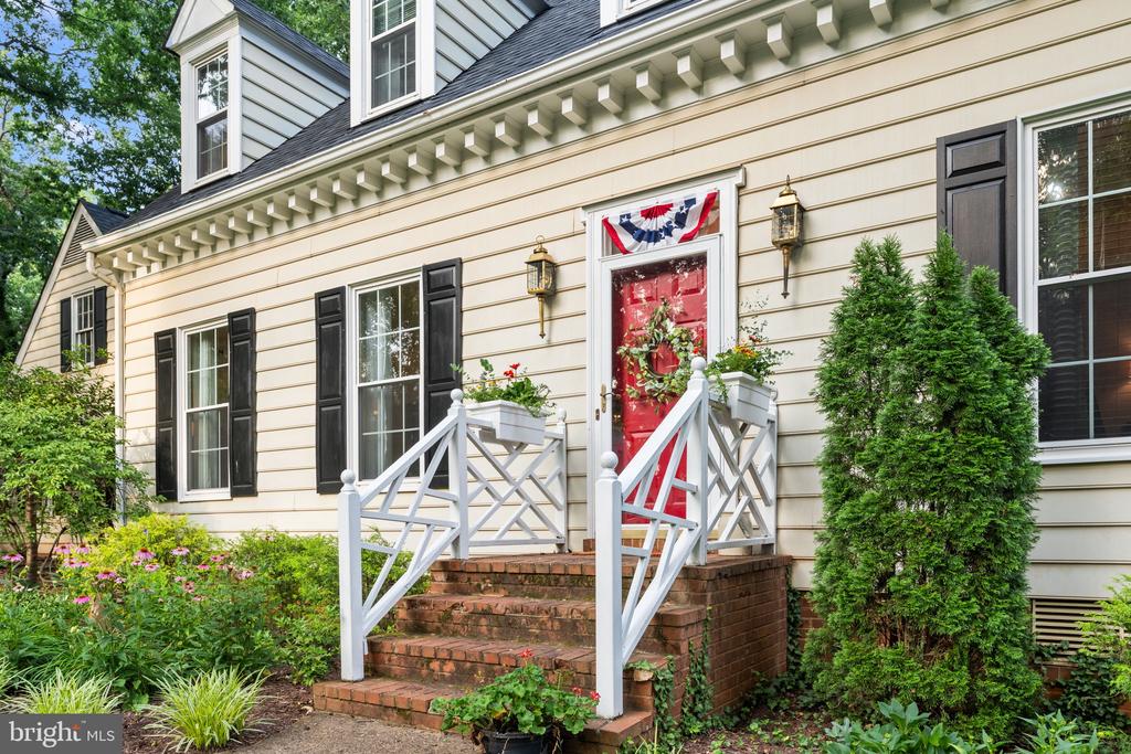 19375 WOODS RD, CULPEPER, Virginia 22701, 4 Bedrooms Bedrooms, ,3 BathroomsBathrooms,Residential,19375 WOODS RD,VACU2014128 MLS # VACU2014128