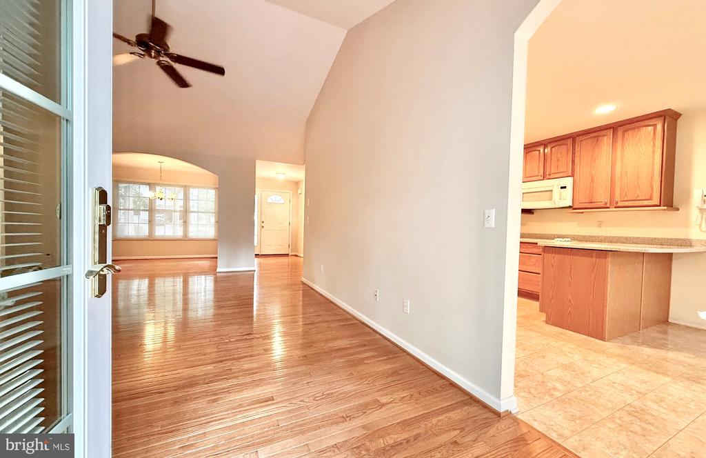 421 BIRDIE RD, LOCUST GROVE, Virginia 22508, 4 Bedrooms Bedrooms, ,2 BathroomsBathrooms,Residential,421 BIRDIE RD,VAOR2014550 MLS # VAOR2014550