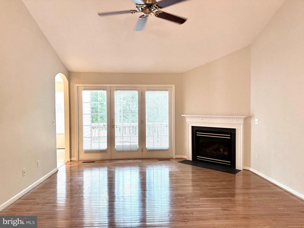 421 BIRDIE RD, LOCUST GROVE, Virginia 22508, 4 Bedrooms Bedrooms, ,2 BathroomsBathrooms,Residential,421 BIRDIE RD,VAOR2014550 MLS # VAOR2014550
