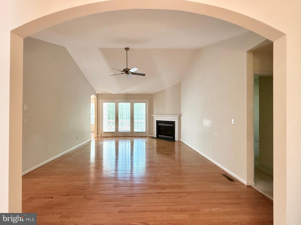 421 BIRDIE RD, LOCUST GROVE, Virginia 22508, 4 Bedrooms Bedrooms, ,2 BathroomsBathrooms,Residential,421 BIRDIE RD,VAOR2014550 MLS # VAOR2014550