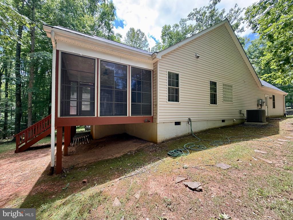 421 BIRDIE RD, LOCUST GROVE, Virginia 22508, 4 Bedrooms Bedrooms, ,2 BathroomsBathrooms,Residential,421 BIRDIE RD,VAOR2014550 MLS # VAOR2014550