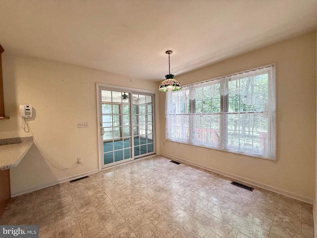 421 BIRDIE RD, LOCUST GROVE, Virginia 22508, 4 Bedrooms Bedrooms, ,2 BathroomsBathrooms,Residential,421 BIRDIE RD,VAOR2014550 MLS # VAOR2014550