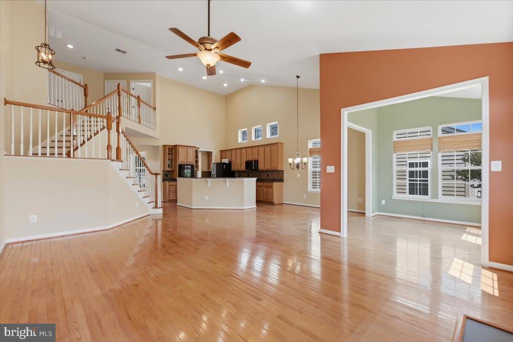 5108 SEWELLS POINTE DR, FREDERICKSBURG, Virginia 22407, 4 Bedrooms Bedrooms, ,3 BathroomsBathrooms,Residential,5108 SEWELLS POINTE DR,VASP2043154 MLS # VASP2043154