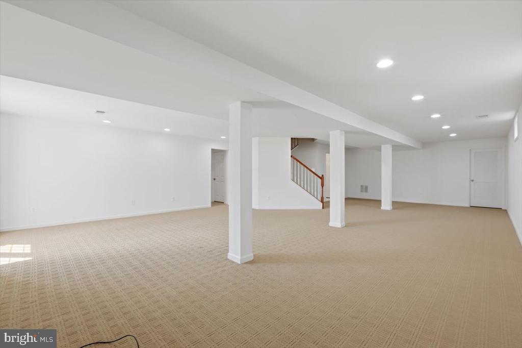 5108 SEWELLS POINTE DR, FREDERICKSBURG, Virginia 22407, 4 Bedrooms Bedrooms, ,3 BathroomsBathrooms,Residential,5108 SEWELLS POINTE DR,VASP2043154 MLS # VASP2043154
