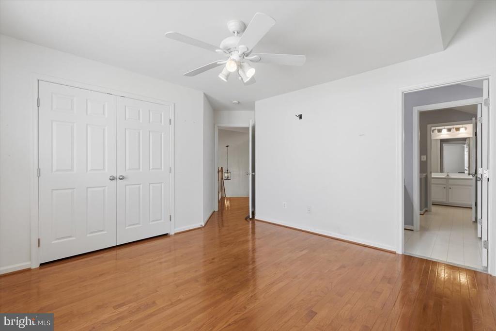 5108 SEWELLS POINTE DR, FREDERICKSBURG, Virginia 22407, 4 Bedrooms Bedrooms, ,3 BathroomsBathrooms,Residential,5108 SEWELLS POINTE DR,VASP2043154 MLS # VASP2043154