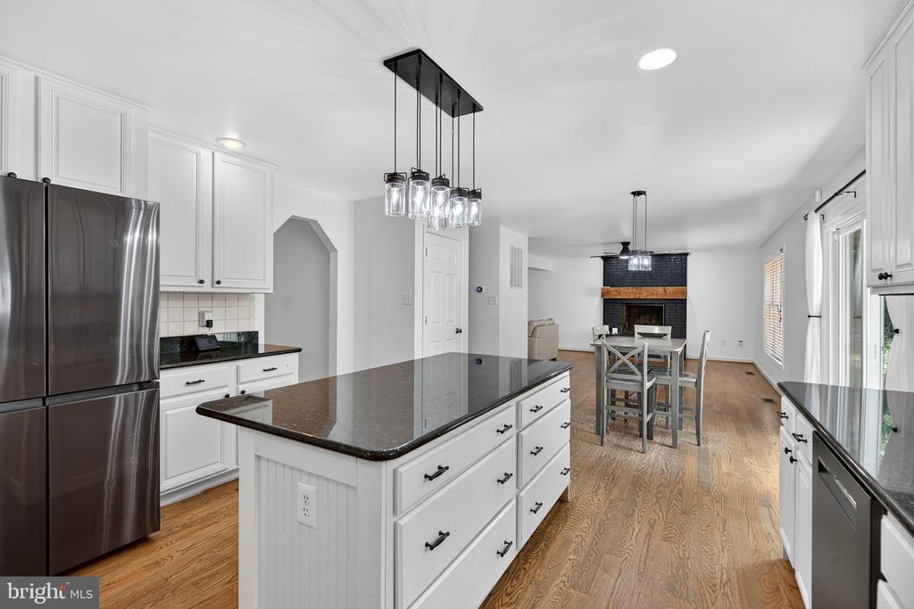 124 FAWN HILLS DR, FREDERICKSBURG, Virginia 22407, 5 Bedrooms Bedrooms, ,3 BathroomsBathrooms,Residential,124 FAWN HILLS DR,VASP2043202 MLS # VASP2043202