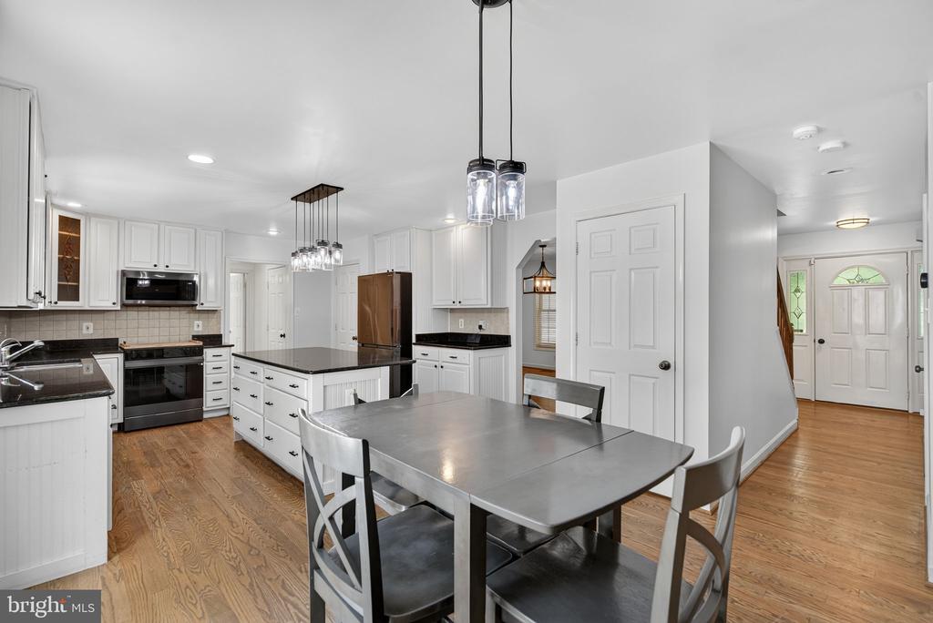 124 FAWN HILLS DR, FREDERICKSBURG, Virginia 22407, 5 Bedrooms Bedrooms, ,3 BathroomsBathrooms,Residential,124 FAWN HILLS DR,VASP2043202 MLS # VASP2043202