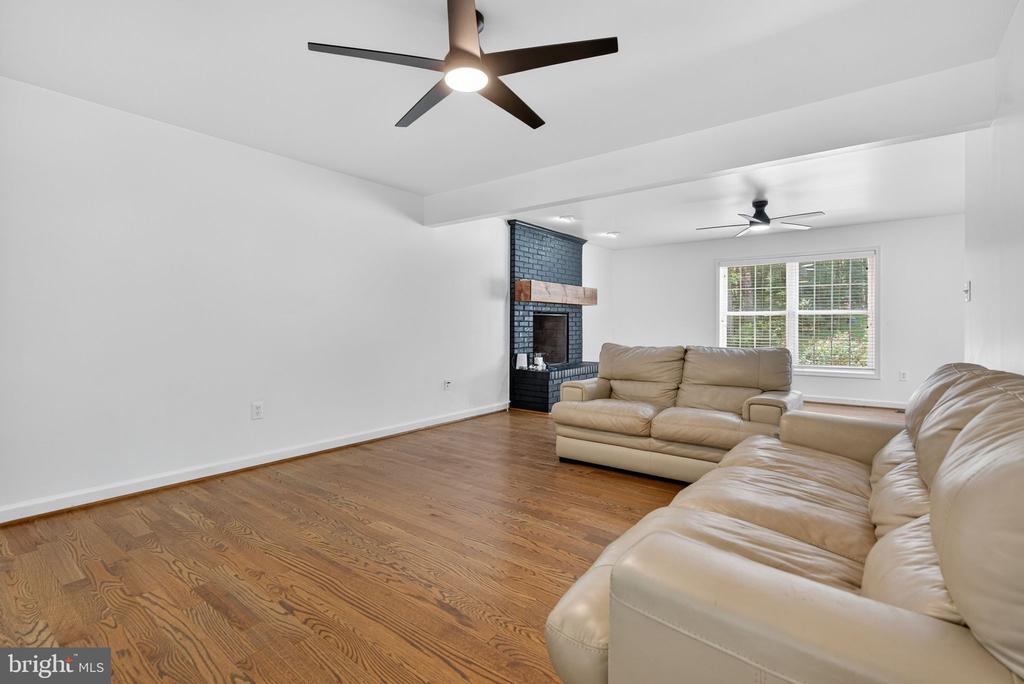 124 FAWN HILLS DR, FREDERICKSBURG, Virginia 22407, 5 Bedrooms Bedrooms, ,3 BathroomsBathrooms,Residential,124 FAWN HILLS DR,VASP2043202 MLS # VASP2043202