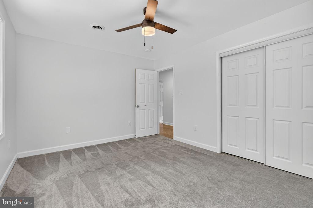 124 FAWN HILLS DR, FREDERICKSBURG, Virginia 22407, 5 Bedrooms Bedrooms, ,3 BathroomsBathrooms,Residential,124 FAWN HILLS DR,VASP2043202 MLS # VASP2043202