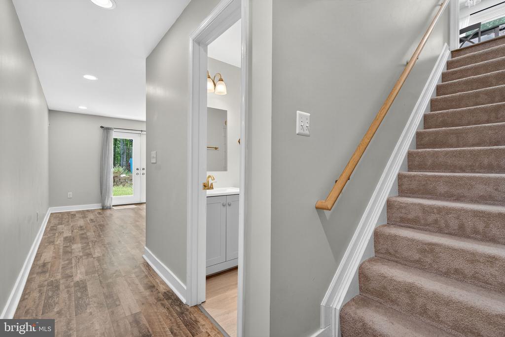 124 FAWN HILLS DR, FREDERICKSBURG, Virginia 22407, 5 Bedrooms Bedrooms, ,3 BathroomsBathrooms,Residential,124 FAWN HILLS DR,VASP2043202 MLS # VASP2043202