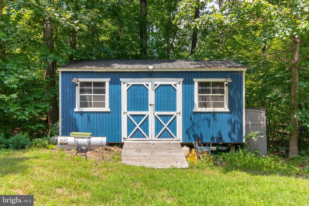 124 FAWN HILLS DR, FREDERICKSBURG, Virginia 22407, 5 Bedrooms Bedrooms, ,3 BathroomsBathrooms,Residential,124 FAWN HILLS DR,VASP2043202 MLS # VASP2043202