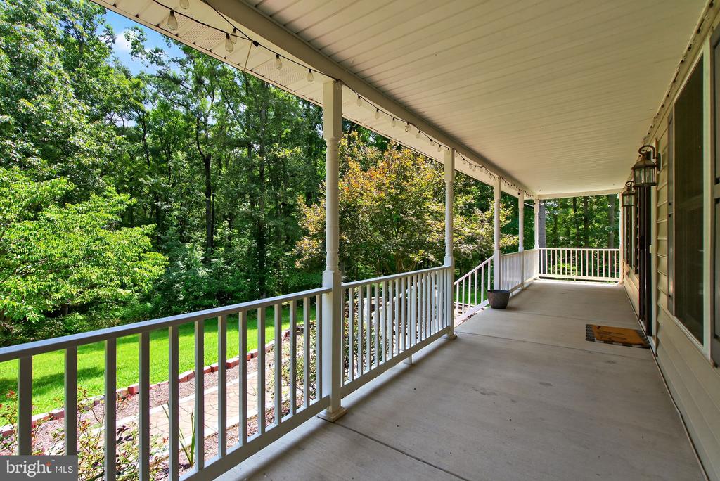 124 FAWN HILLS DR, FREDERICKSBURG, Virginia 22407, 5 Bedrooms Bedrooms, ,3 BathroomsBathrooms,Residential,124 FAWN HILLS DR,VASP2043202 MLS # VASP2043202