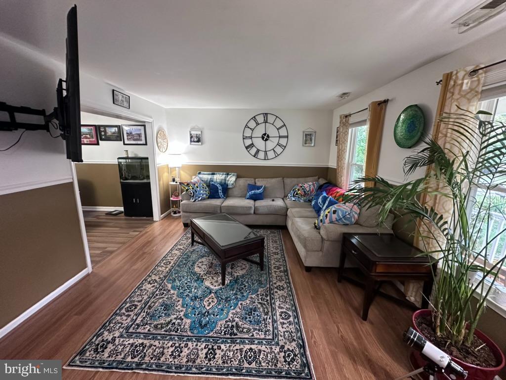 4802 QUEENSBURY CIR, FREDERICKSBURG, Virginia 22408, 4 Bedrooms Bedrooms, ,2 BathroomsBathrooms,Residential,4802 QUEENSBURY CIR,VASP2043166 MLS # VASP2043166